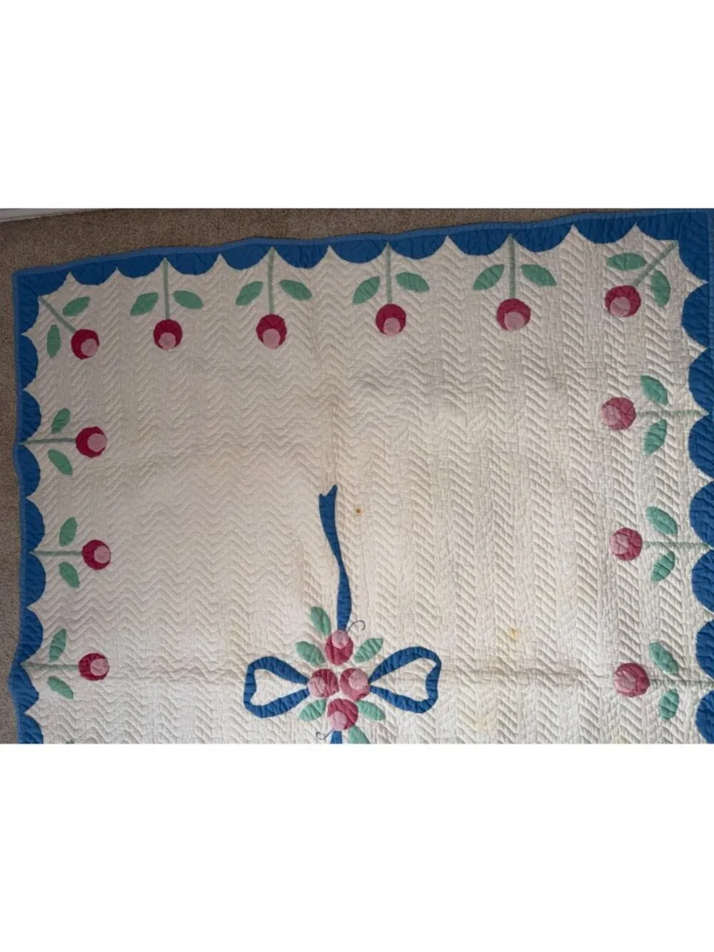 Vintage Nursery Quilt Applique Bow Rose Cottagecore Baby Girl Blanket Scalloped
